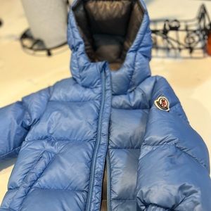 Baby blue boys Moncler 9-12 months jacket in great condition.